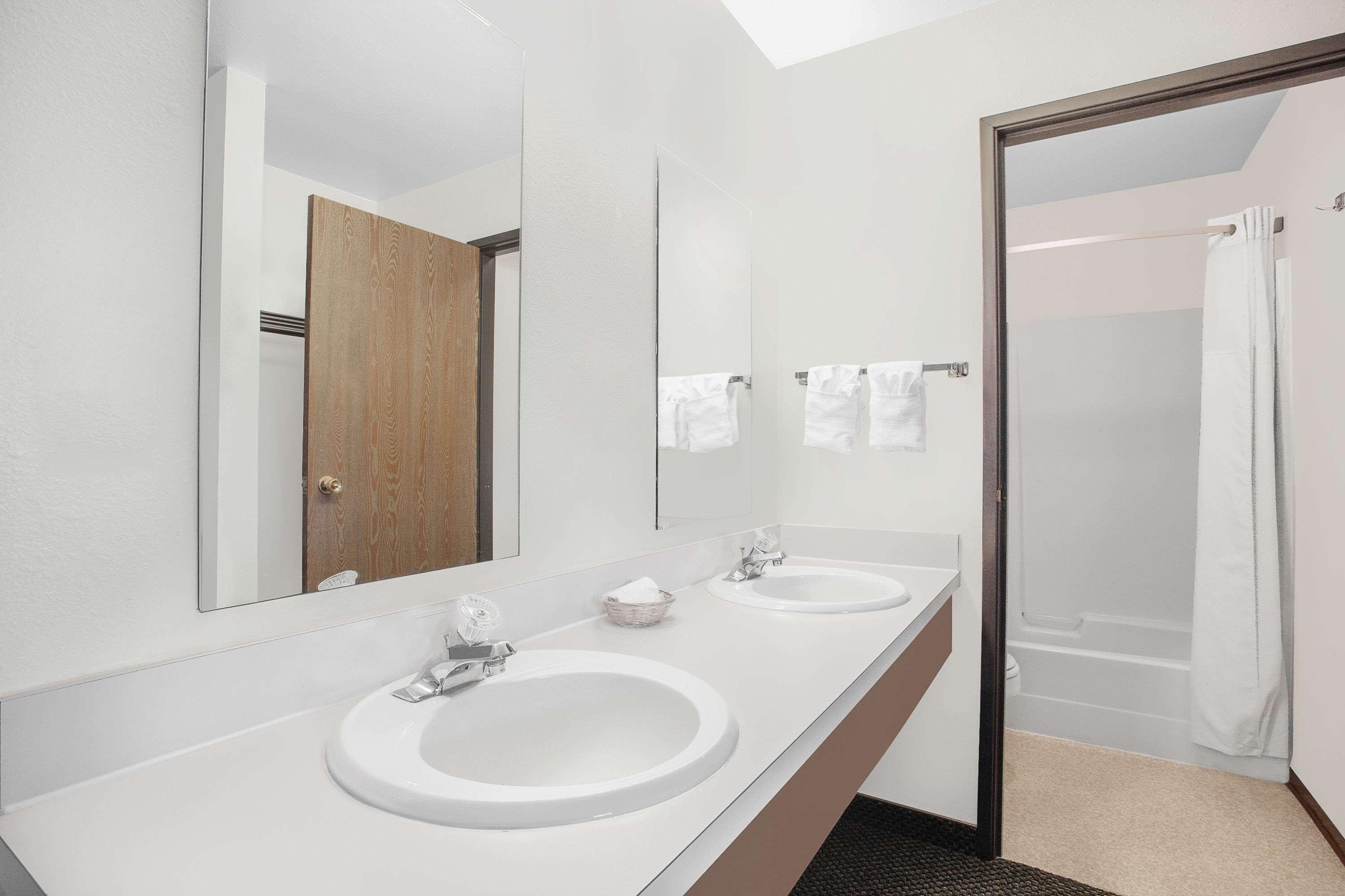 Fairbridge Inn & Suites Moscow - Pullman Esterno foto